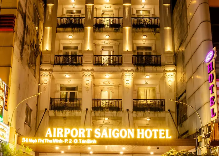Airport Saigon Hotel - Gần ẩm thực đêm chợ Phạm Văn Hai